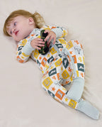Brave Cowboys Bamboo Zippy, brave cowboys bamboo zippy lifestyle lounging lying 08