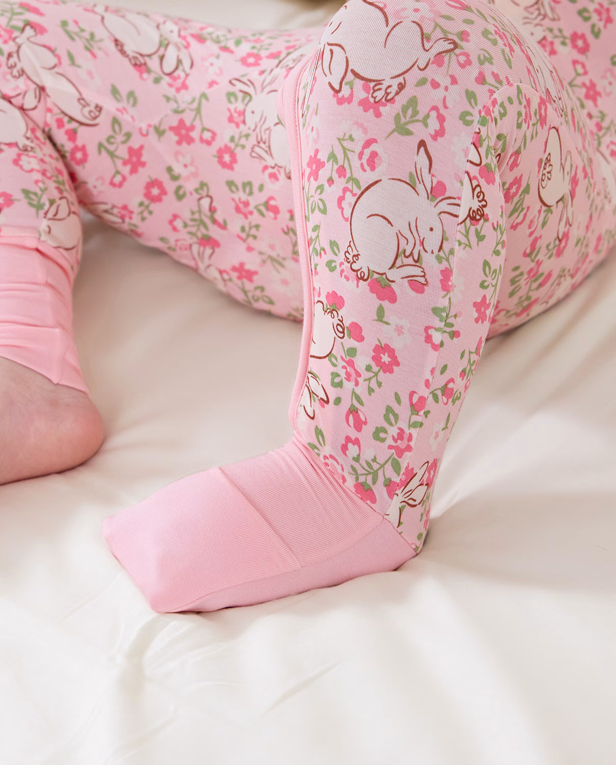 Floral Bunny Bamboo Zippy, floral bunny bamboo zippy 05 detail footed fit closeup