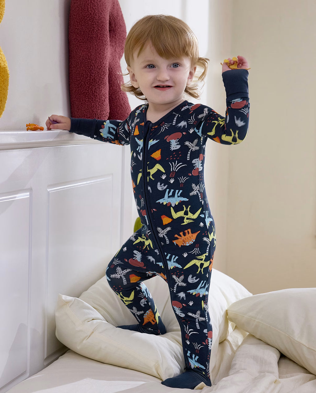 Jurassic Jamboree Bamboo Zippy, jurassic jamboree bamboo zippy lifestyle standing bed 05