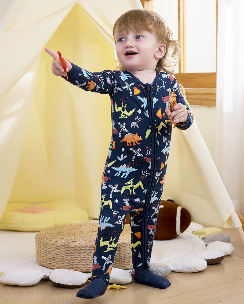 Jurassic Jamboree Bamboo Zippy, jurassic jamboree bamboo zippy lifestyle standing play 03