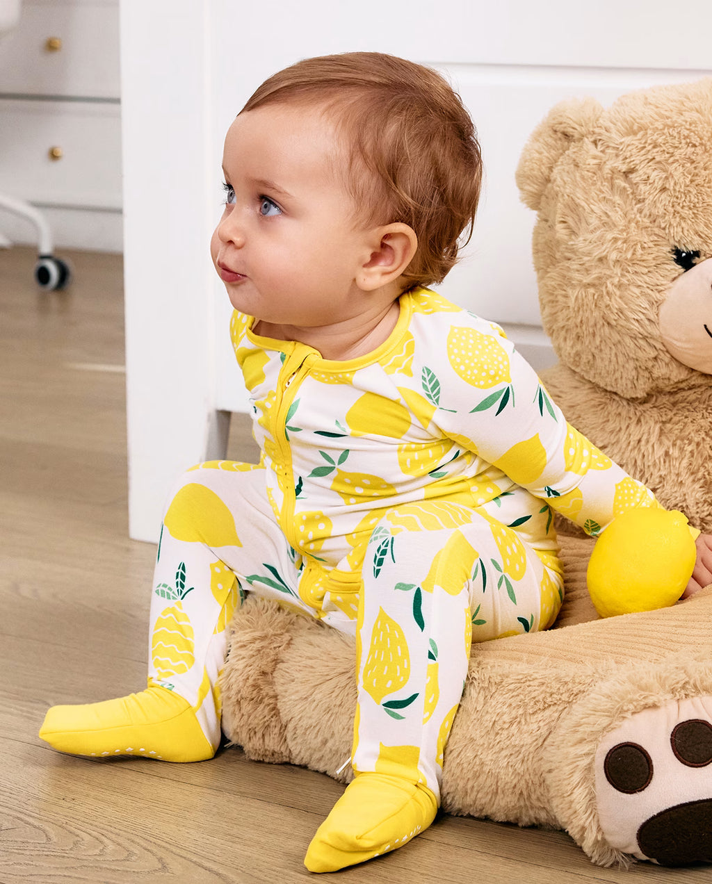 Lemon Tree Bamboo Zippy, lemon tree bamboo zippy lifestyle cuddle 07
