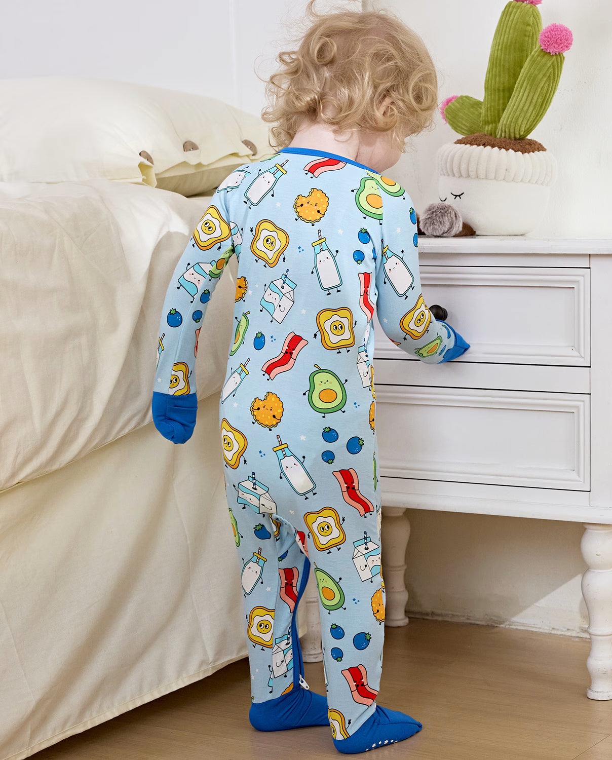 Little Breakfast Bamboo Zippy, little breakfast bamboo zippy lifestyle back view 09