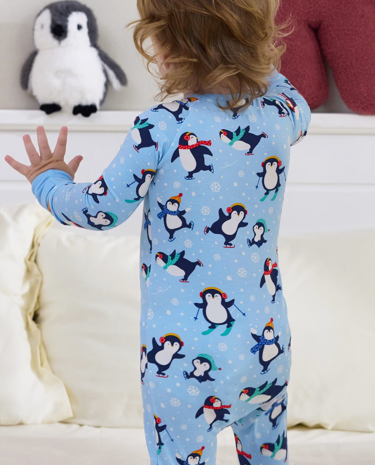 Penguin Snows Bamboo Zippy, penguin snows bamboo zippy back view print 04