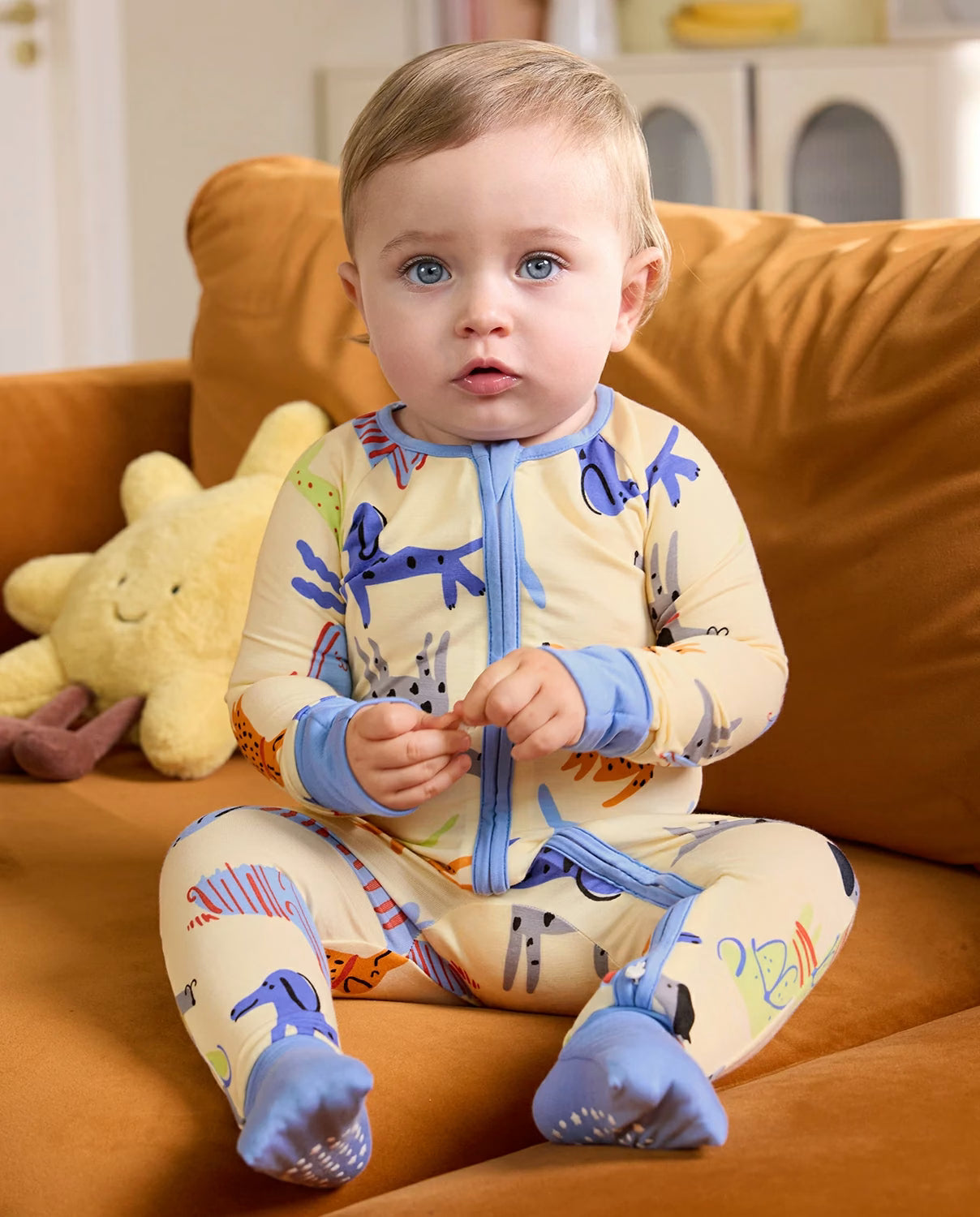 Puppy Bliss Bamboo Zippy, puppy bliss bamboo zippy lifestyle sofa sitting front 01 1