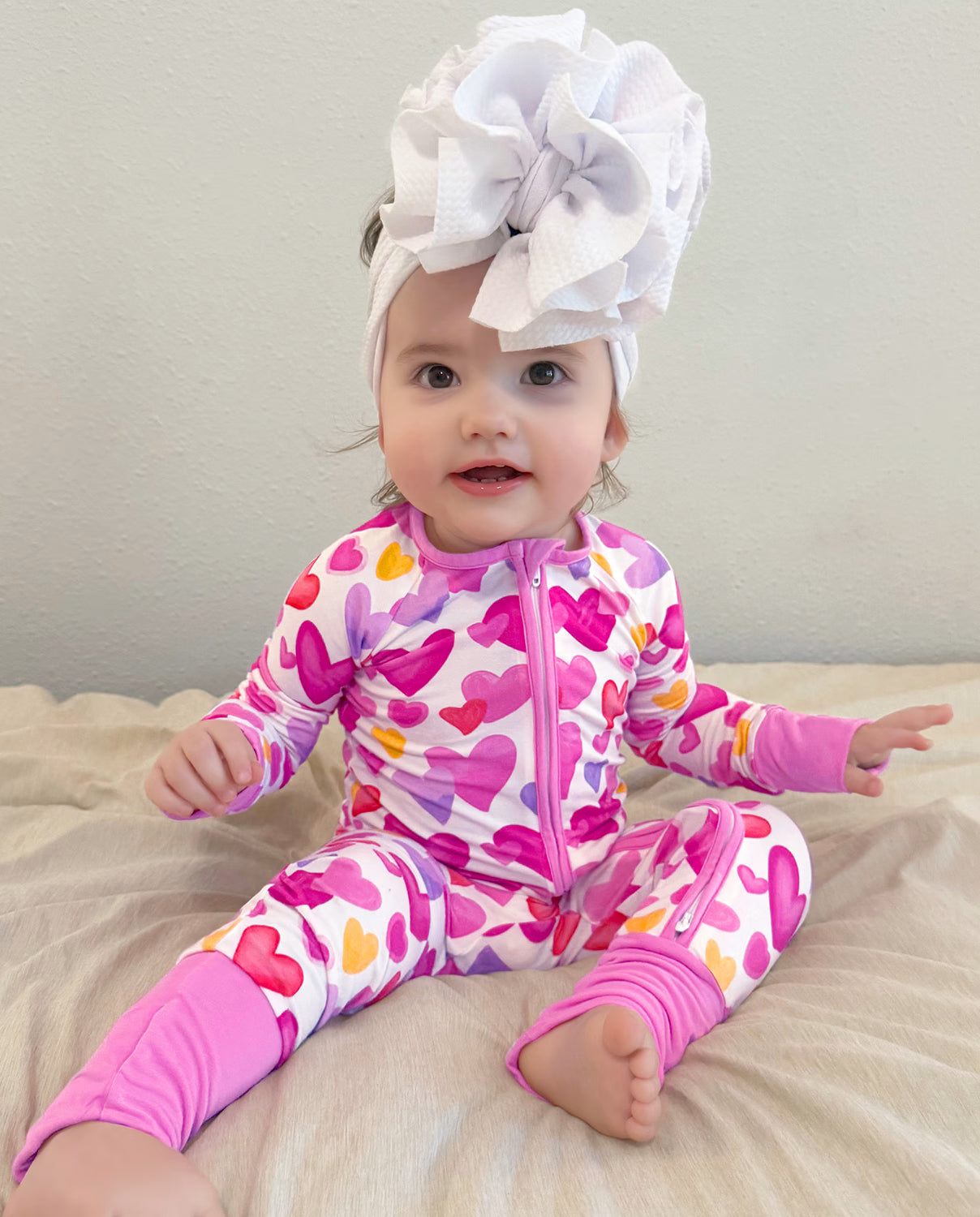 Sweetheart Confetti Bamboo Zippy, sweetheart confetti bamboo zippy 01 lifestyle sitting bed