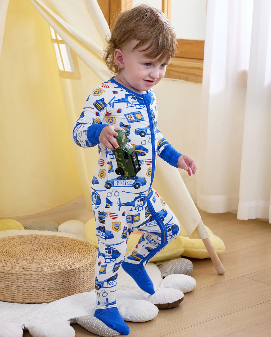 Tiny Officer Bamboo Zippy, tiny officer bamboo zippy lifestyle toddler walking play tent 08