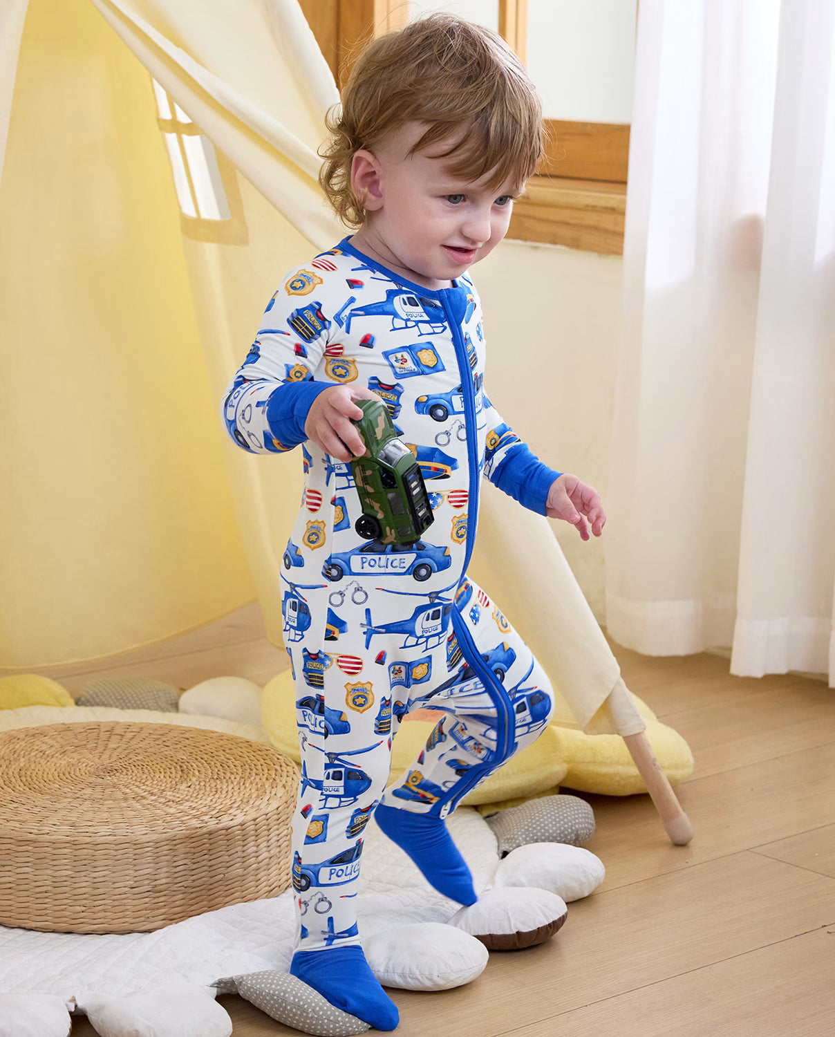 Tiny Officer Bamboo Zippy, tiny officer bamboo zippy lifestyle toddler walking play tent 08