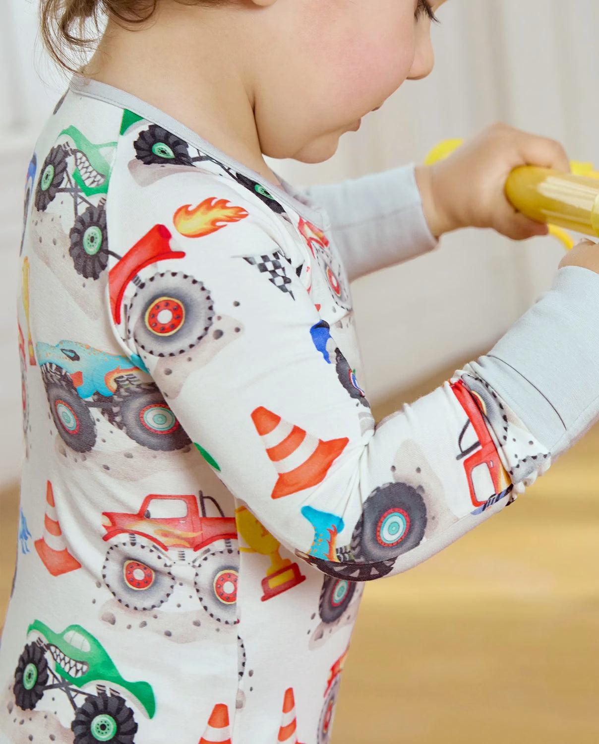 Little Trucks Bamboo Zippy, little trucks bamboo zippy lifestyle 07
