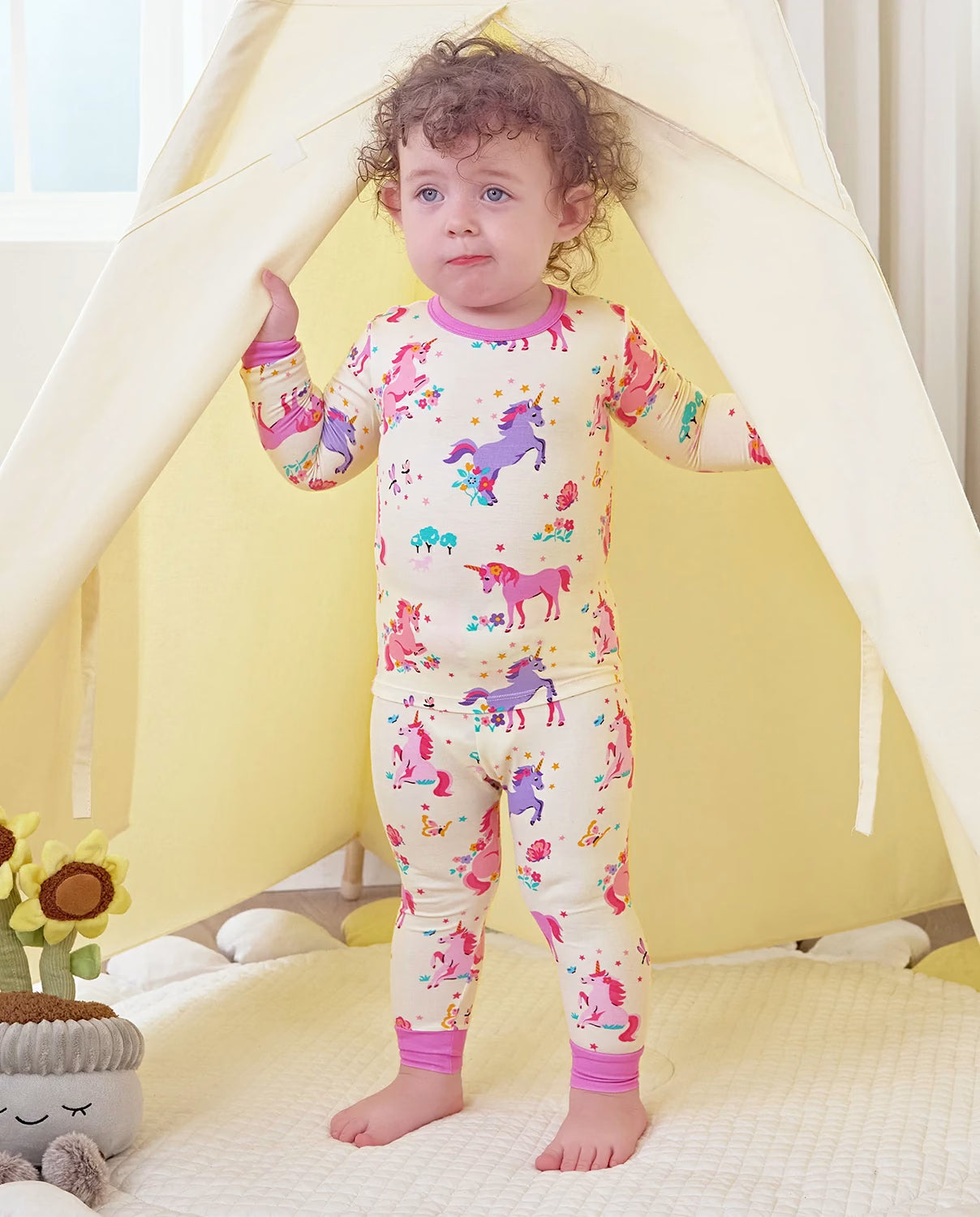 Sunny Sprouts Long Two-Piece Pajama Set, sunny sprouts bamboo two piece pjs lifestyle 10