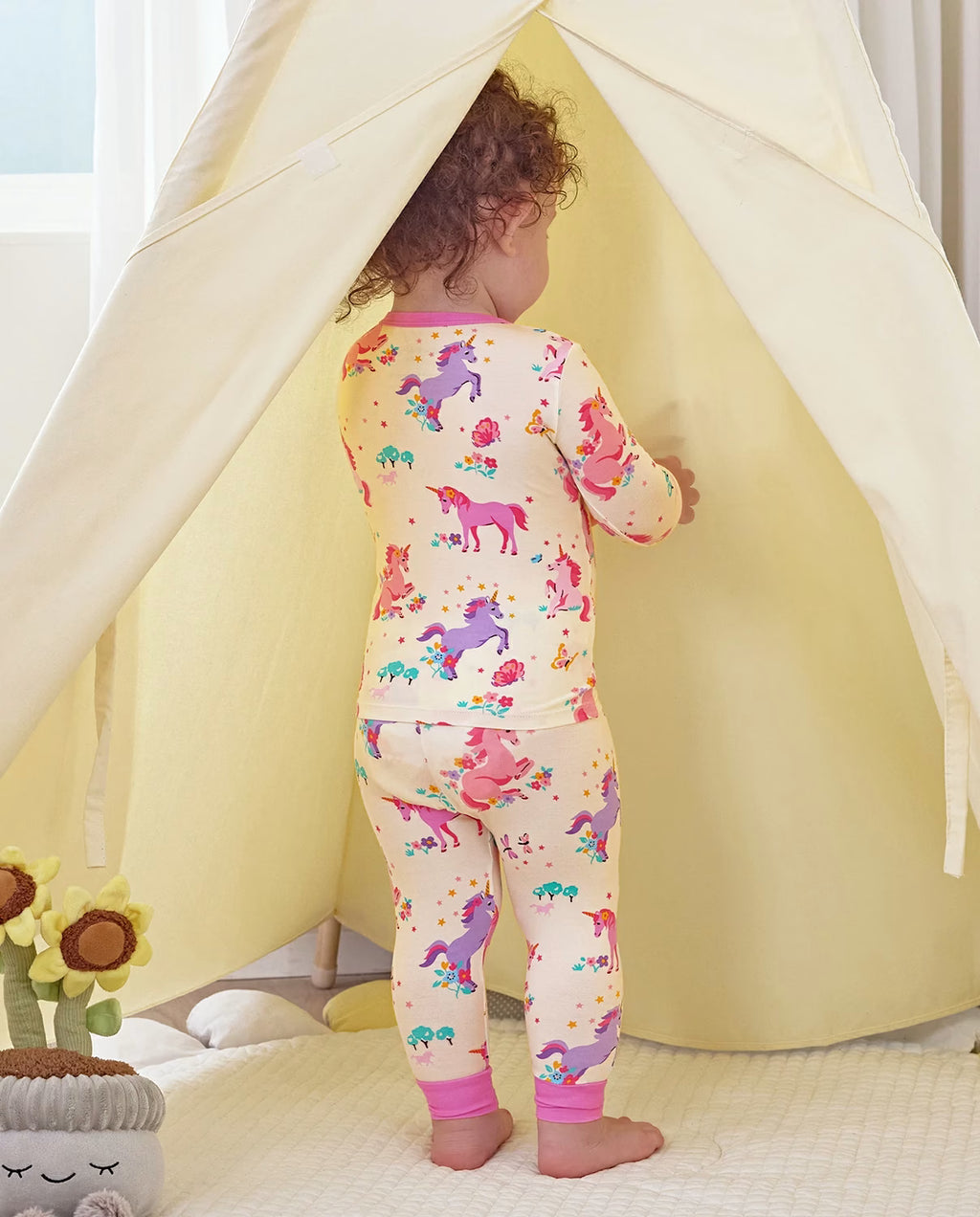 Sunny Sprouts Long Two-Piece Pajama Set, sunny sprouts bamboo two piece pjs lifestyle 4