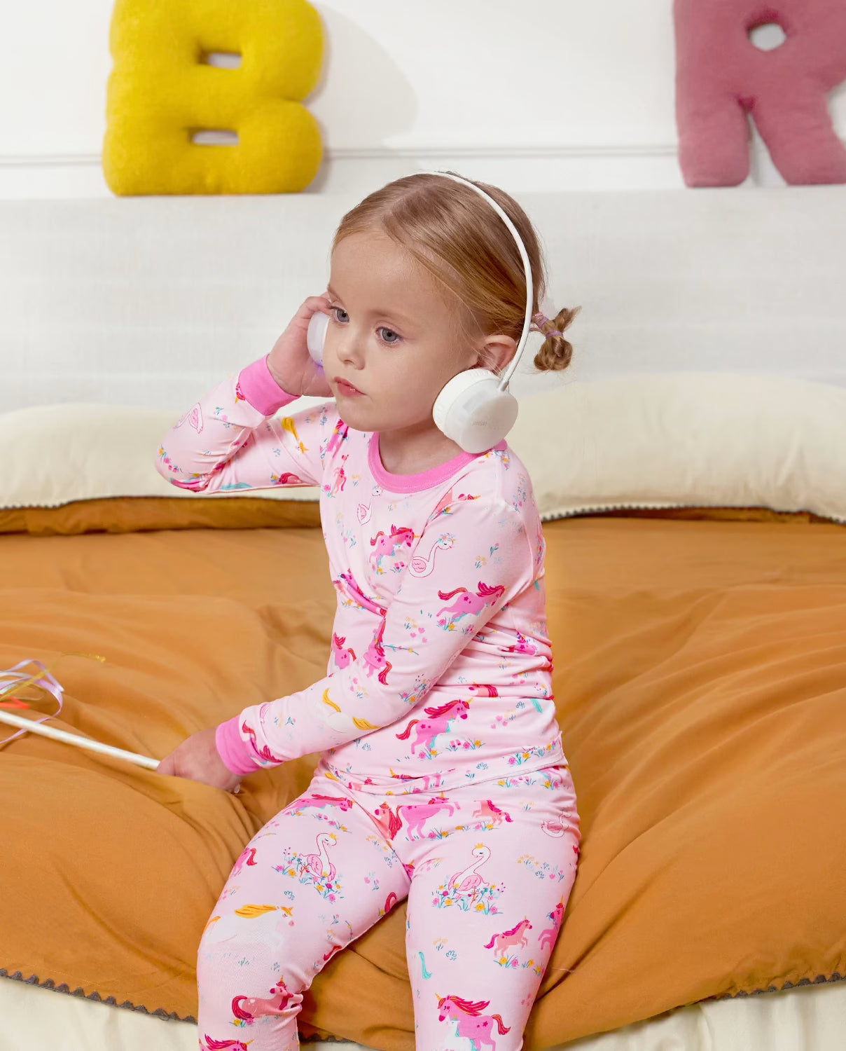 Uni Bliss Long Two-Piece Pajama Set, uni bliss bamboo long two piece pjs lifestyle 06