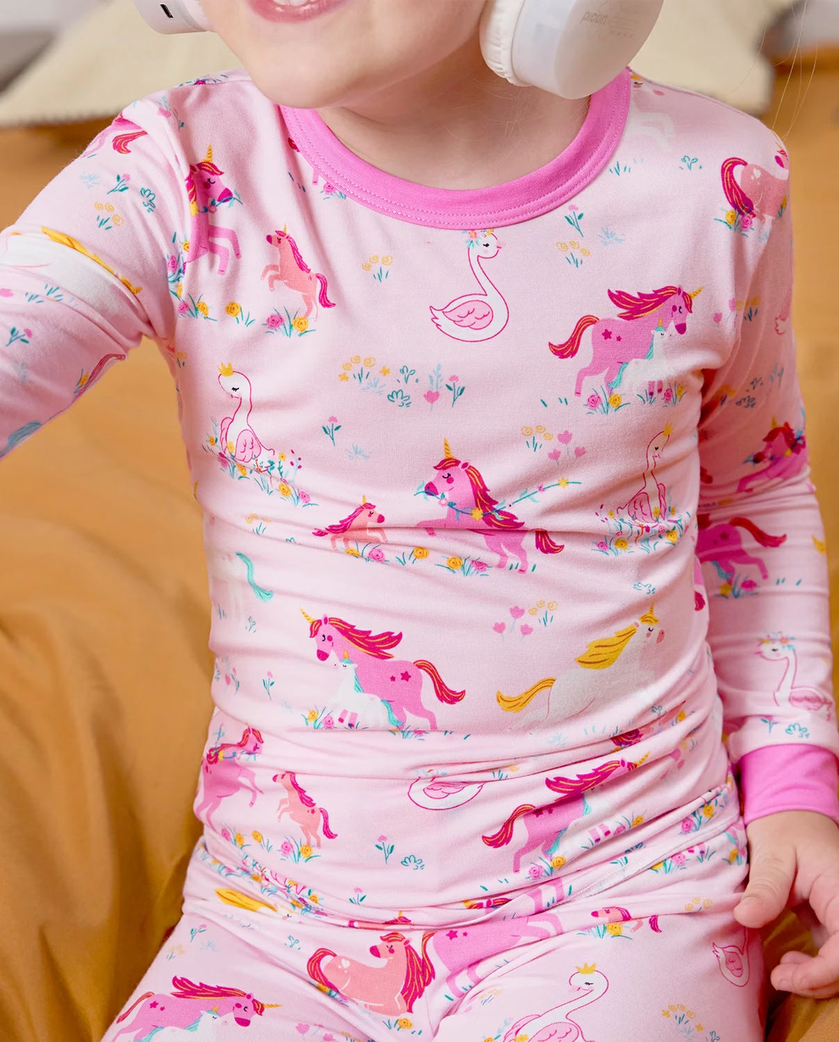 Uni Bliss Long Two-Piece Pajama Set, uni bliss bamboo long two piece pjs lifestyle 10